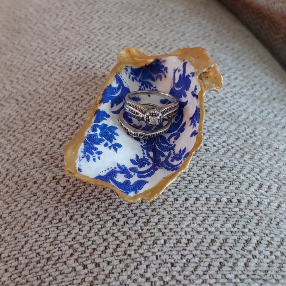 Oyster Trinket Dish